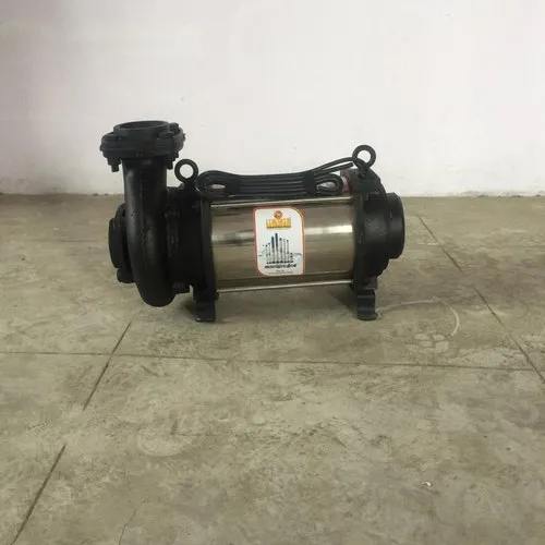 SUBMERSIBLE PUMP