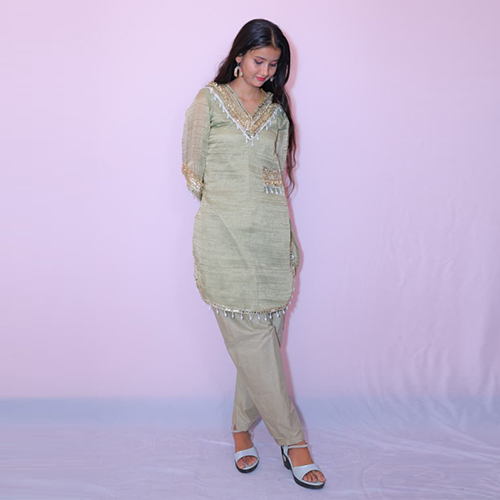 2-Piece Kurta Set (Kurta + Straight Pants)
