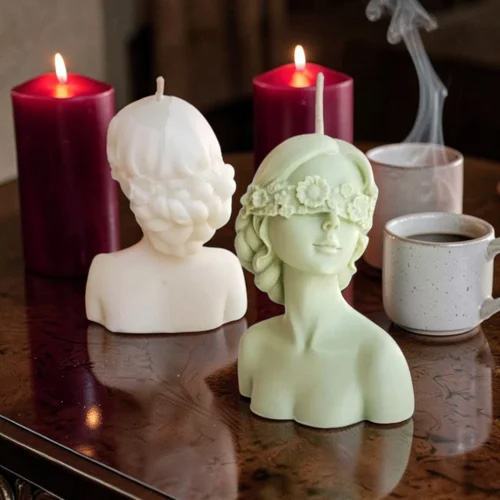 Figurine Candle